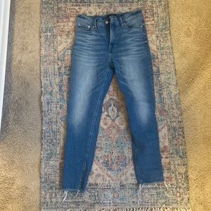 Lucky brand skinny ankle jeans